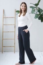 laisvalaikio kelnės moterims pilkos
