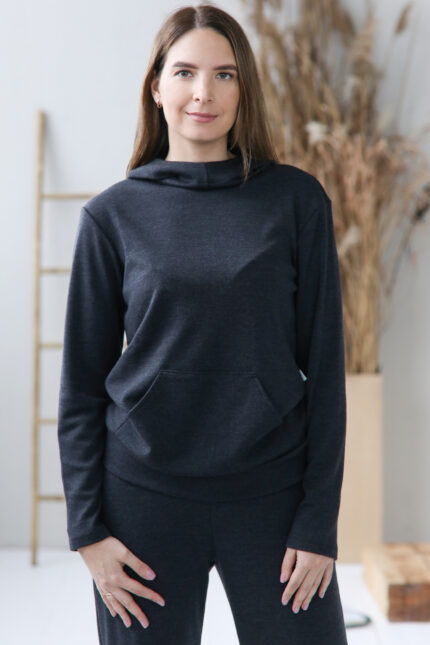 moteriškas džemperis be gobtuvo