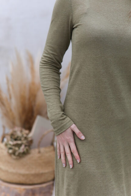 naktiniai iš lino šviesiai žali