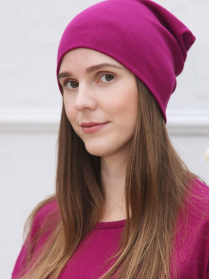 šiltos kepurės moterims