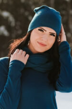 užmaunama kepurė jūros spalvos iš merino vilnos