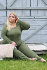 vilnos pižama samanų spalvos plus dydis