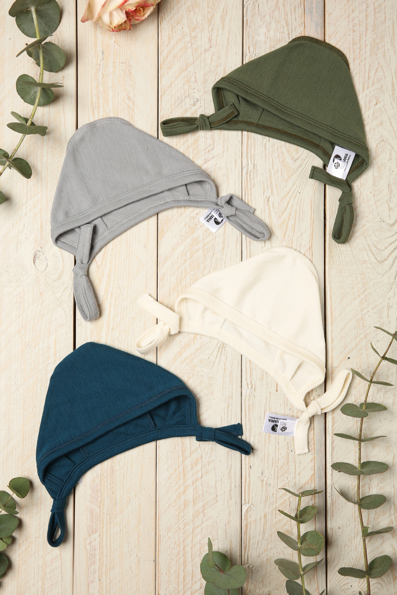kepurytes-kudikiams Kepurytės kūdikiams iš 100% merino vilnos – švelnios, lengvos ir tinkamos visais metų laikais