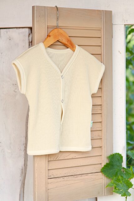 Megzta liemenė kūdikiui iš merino