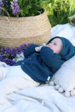 megztinis kūdikiui su spaudėmis