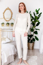 šilta pižama moterims su šilku