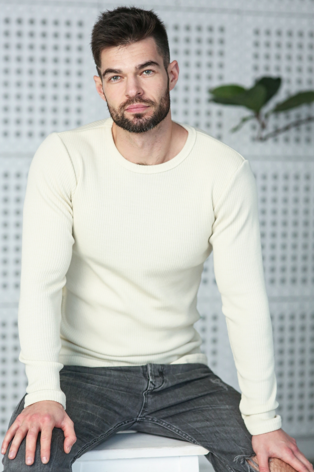 vyriskas-megztinis vyriškas megztinis iš merino vilnos baltas