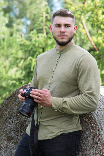 natūralaus lino vyriški marškiniai ilgomis rankovėmis